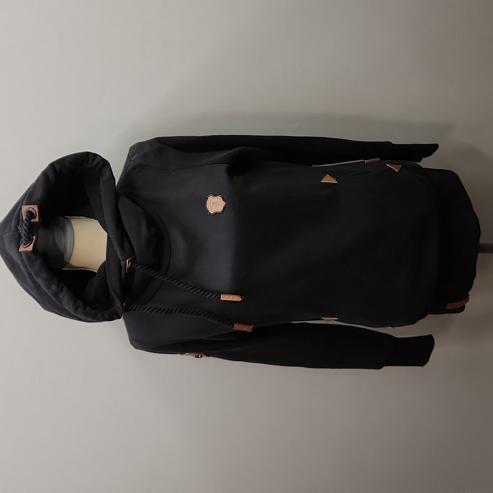 Naketo hoodie